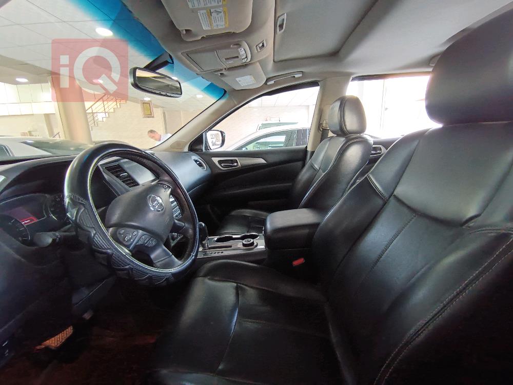 نيسان باثفايندر